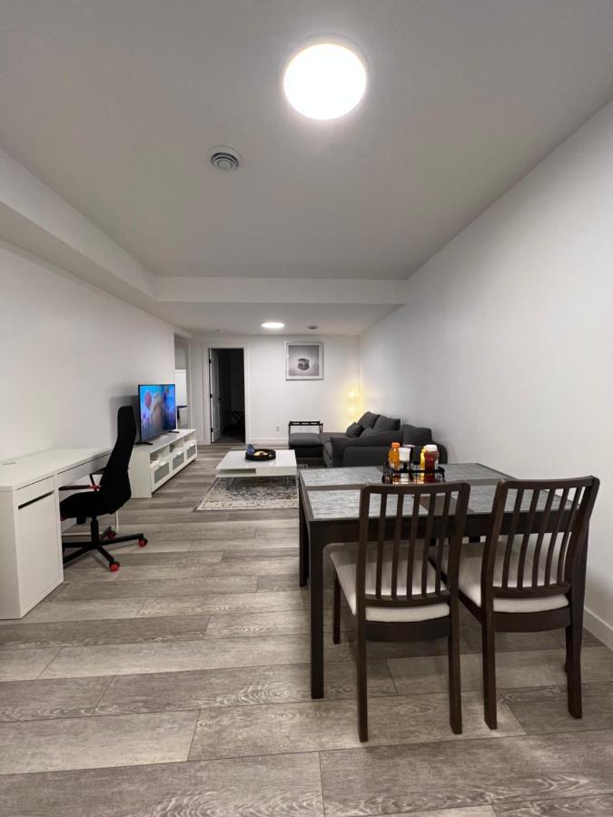 Newly Built 2 Bedroom Suite With Free Parking - Close To Banff National Park, Calgary Luaran gambar