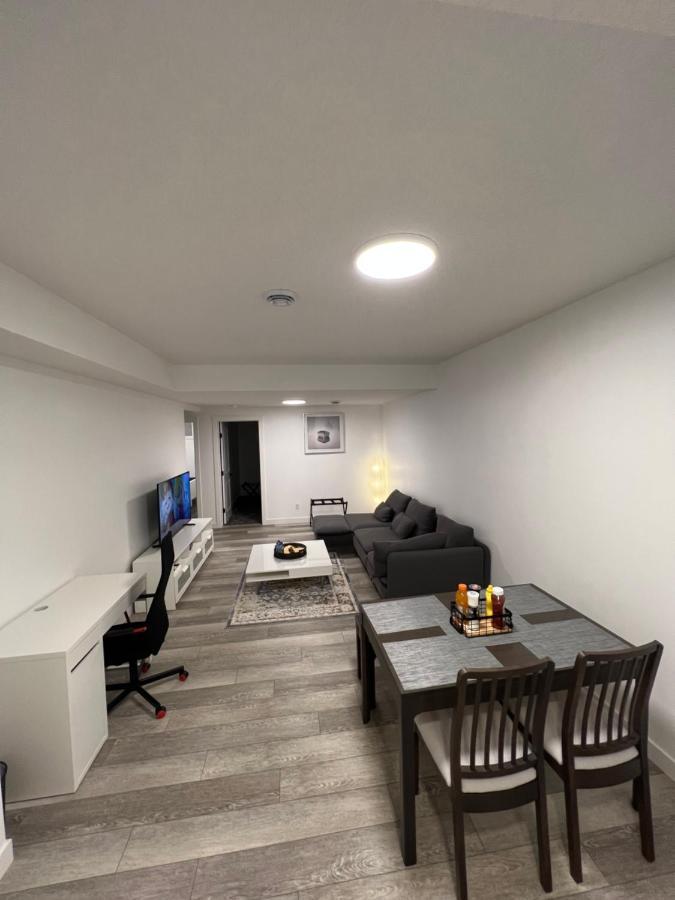 Newly Built 2 Bedroom Suite With Free Parking - Close To Banff National Park, Calgary Luaran gambar